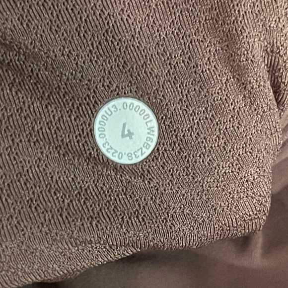 Lululemon Groove Super-High-Rise Crop 23"
Ancient Copper 2022 Style #: W6BZ3S 4 - Picture 8 of 8